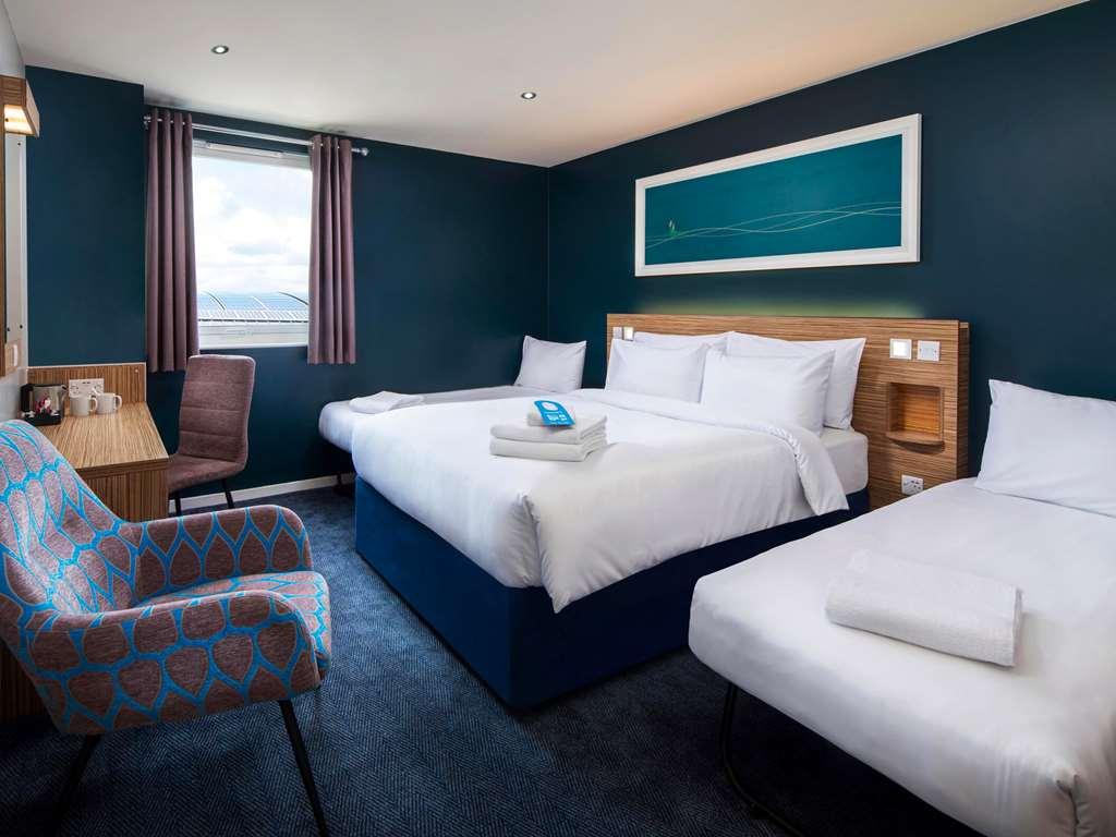 Travelodge Birmingham Central Bull Ring Room photo
