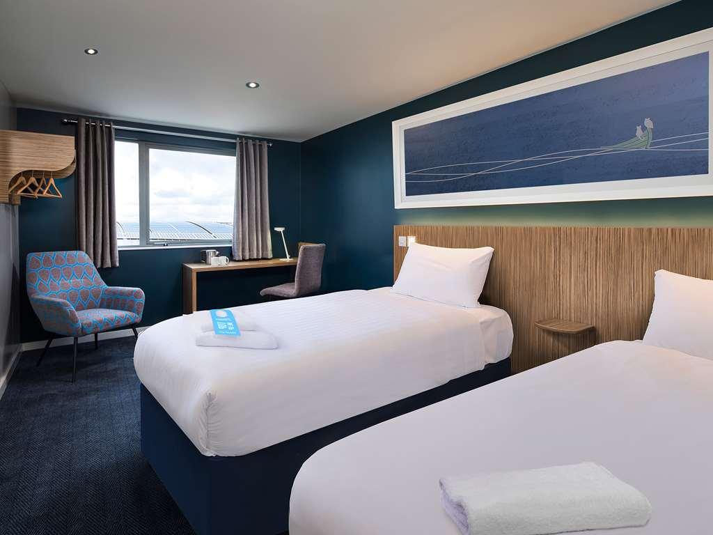 Travelodge Birmingham Central Bull Ring Room photo