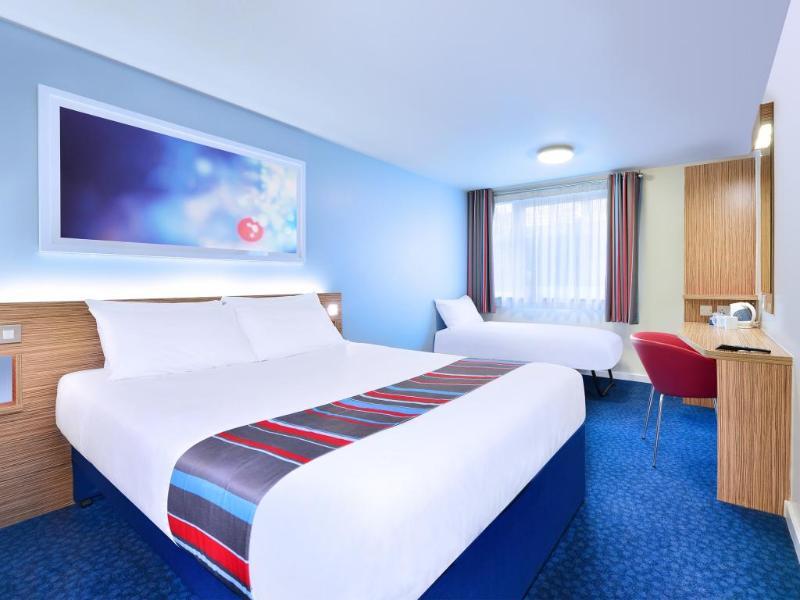 Travelodge Birmingham Central Bull Ring Exterior photo