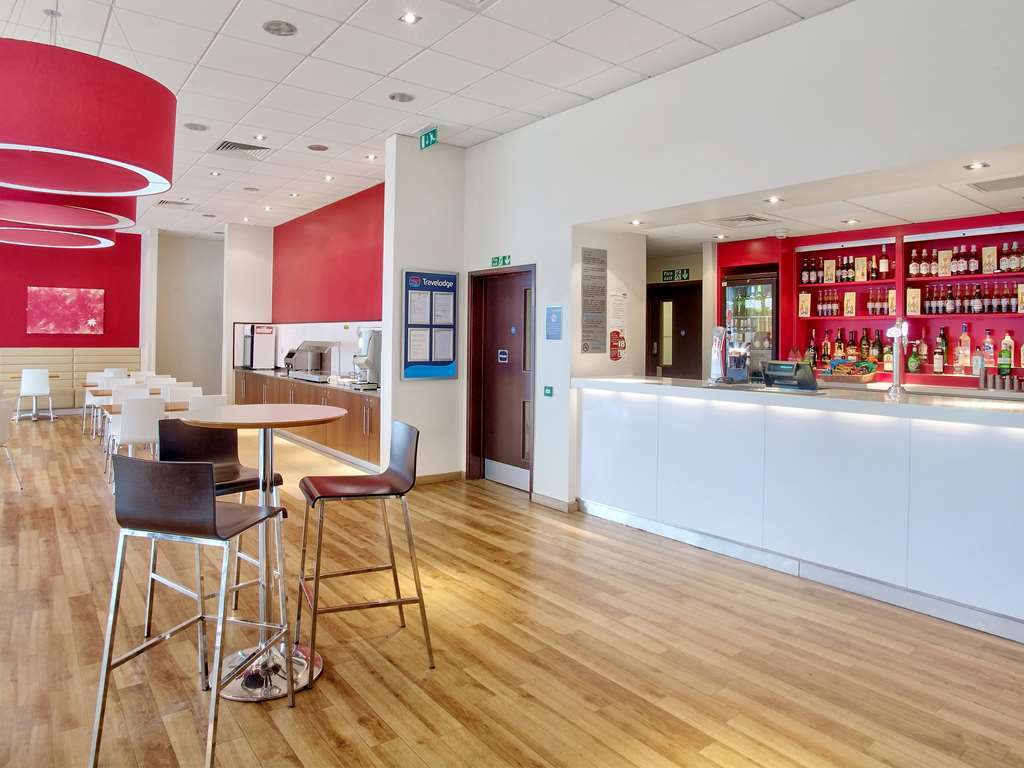 Travelodge Birmingham Central Bull Ring Restaurant photo