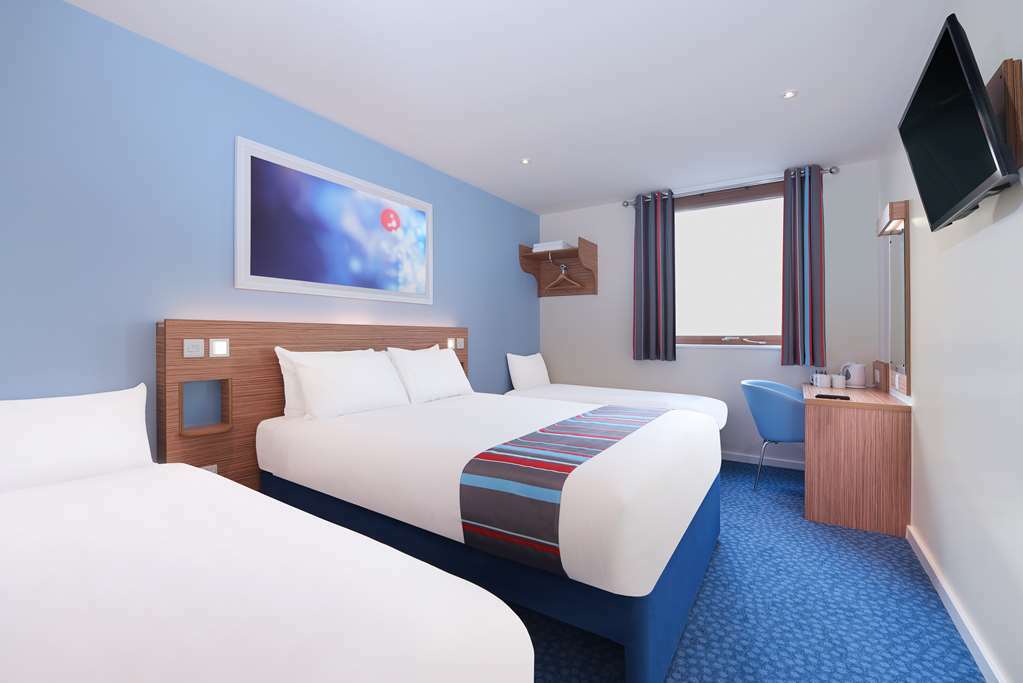 Travelodge Birmingham Central Bull Ring Room photo